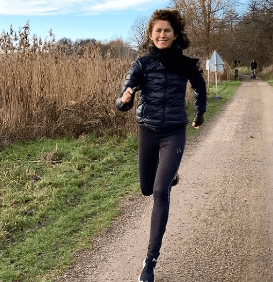 Power Walking: qué es, características, beneficios y las diferencias con el Running impacto en salto