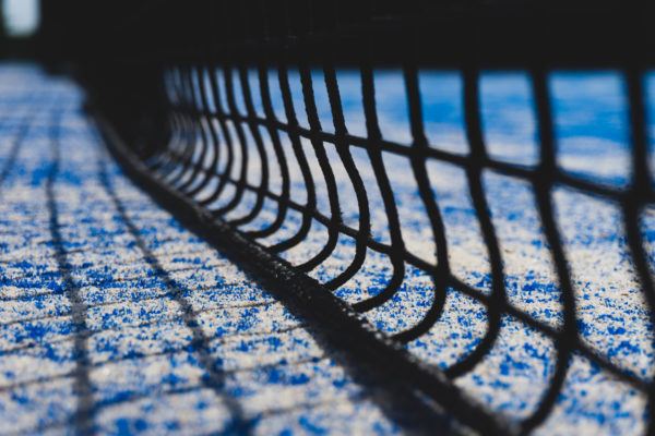 Diferencias que hay similitudes padel tenis