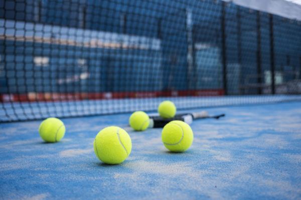 Diferencias similitudes padel tenis